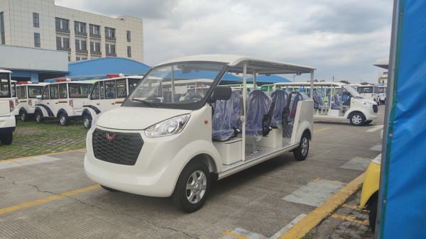 五菱11座电动观光车